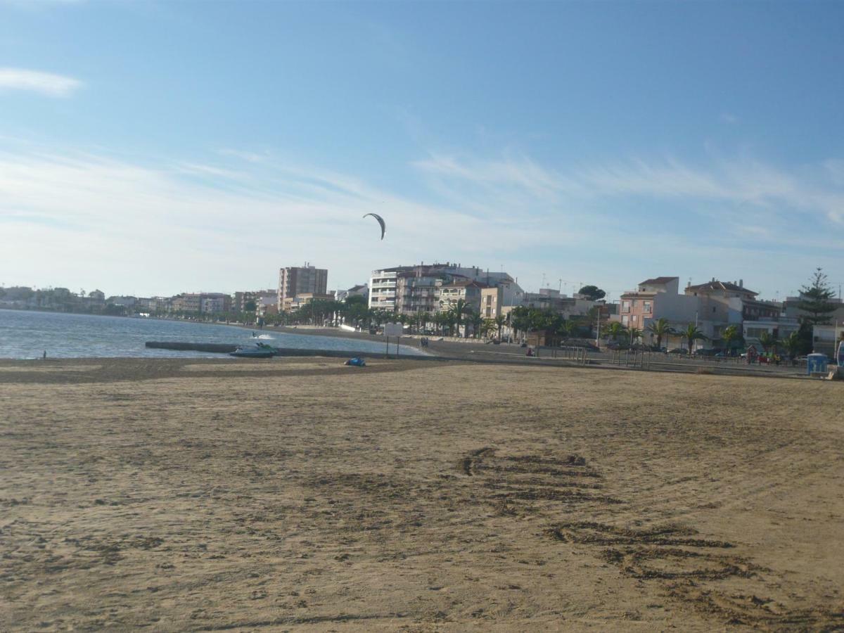 Chalet I Con Terraza En La Playa San Pedro del Pinatar Eksteriør bilde