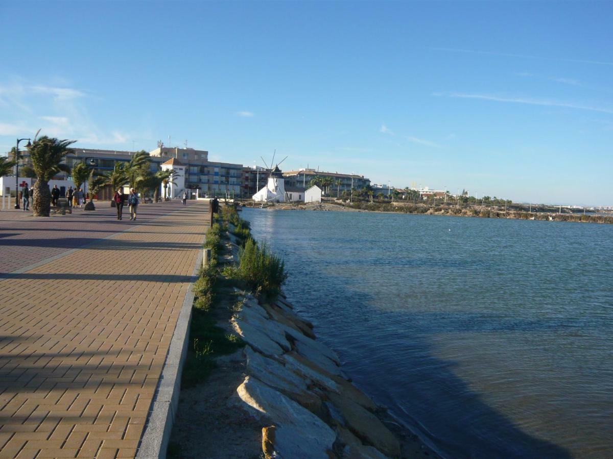 Chalet I Con Terraza En La Playa San Pedro del Pinatar Eksteriør bilde